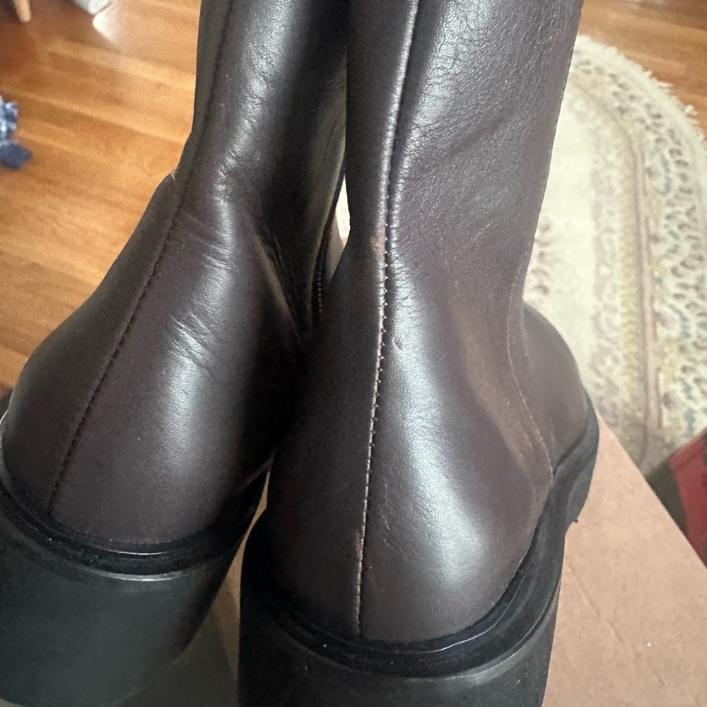 Aquatalia Leather boots size 7.5 brand new in replacement box, retail $590 - Picture 11 of 16